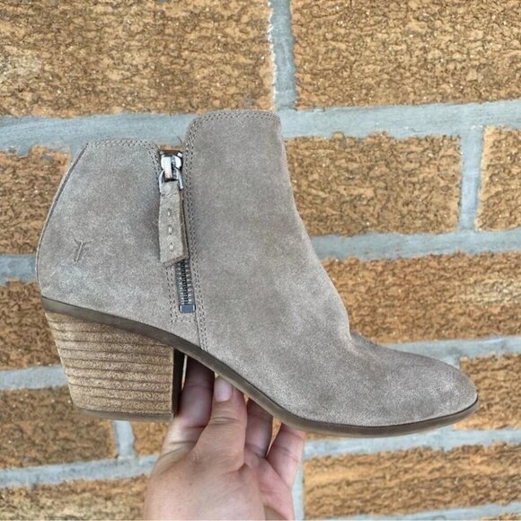 Frye Double Zip Ankle Boot Ash Judith 6 - Picture 2 of 10